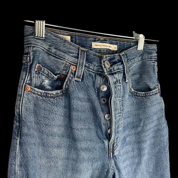 Levi’s ribcage straight jeans - Picture 7 of 16